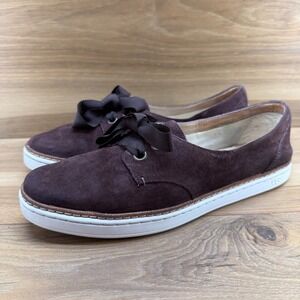 UGG Carilyn Flats Womens 9 Brown Suede Bow Lace Up Sneaker